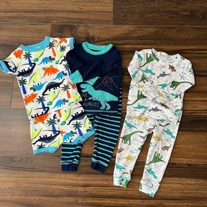 3 sets of 12-18 months boys pajamas (Gap, Carter's)